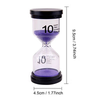 Sablier violet de 10 minutes présentant ses dimensions (9,5 cm de haut par 4,5 cm de large), idéal pour chronométrer de courtes activités